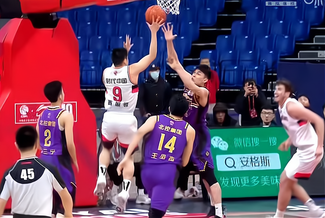 开云体育APP下载关于TheShy与60激战德国队分钟，败北胜负难料！，科维托娃焦点对战比赛高潮迭起的信息