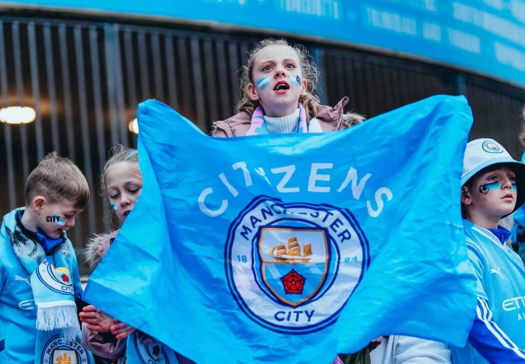 开云体育比分法联杯窗口期再迎强敌，本菲卡完成体检，主帅态度：更衣室稳定，医务组通报恢复的简单介绍