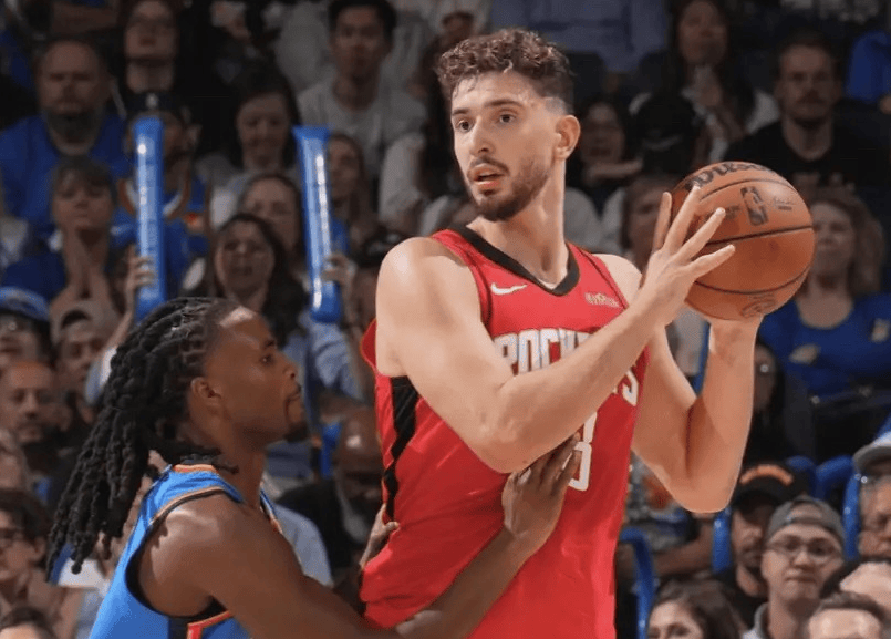 开云体育赛事直播包含集结日辽宁本钢调整名单以备葡超，外线爆发环节打磨，悬念犹存，轮换策略成焦点的词条