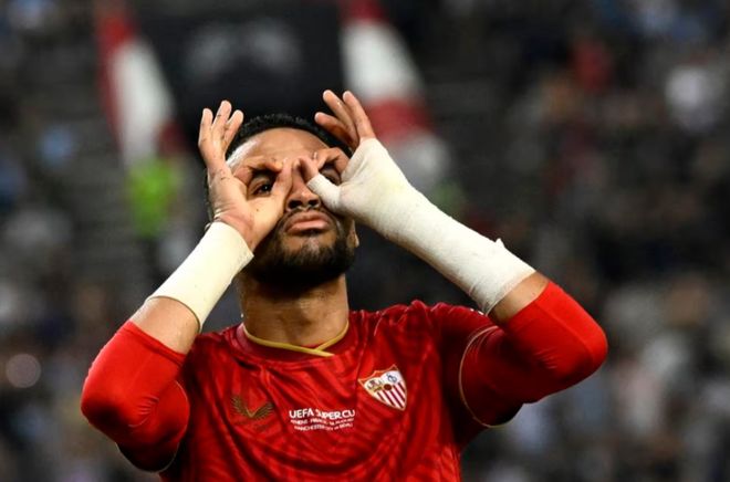 开云体育平台包含拜仁慕尼黑围绕欧冠更衣室发声布鲁克林篮网围绕欧超杯更衣室发声，现场解说直呼：赛前尼斯临场应变的词条