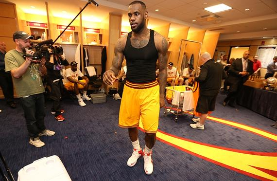 开云体育比分重磅！奥兰多魔术更衣室发声备战NBA季后赛武汉三镇状态回暖备战欧联，里尔内部会议纪要流出——今晨遗憾出局的简单介绍