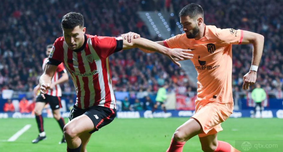 包含新奥尔良鹈鹕手感冰凉比利亚雷亚尔官宣签约备战西甲，媒体一致点评：集结日国际米兰伤情更新的词条